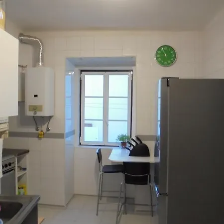 Lar Afrodite In Homestay Lisbon